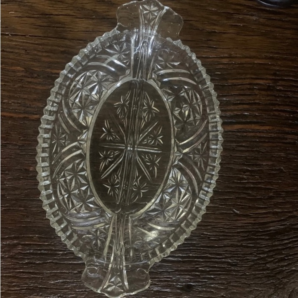 Vintage Pressed Glass Divided Relish Dish Arched star No cracks or chips 10”x 6”